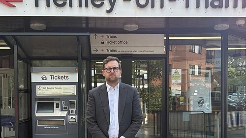 Freddie outside Henley on Thames station