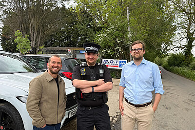 Freddie meets with Thames Valley Police for a follow up briefing on Operation Multiball