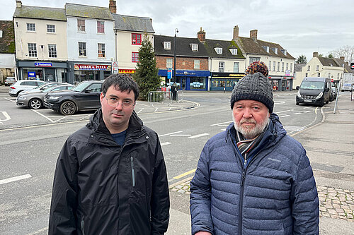 Councillors Pruden and Wheatley in Bicester's Market Square