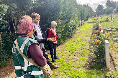 Visiting the Commonwealth War Graves in Benson