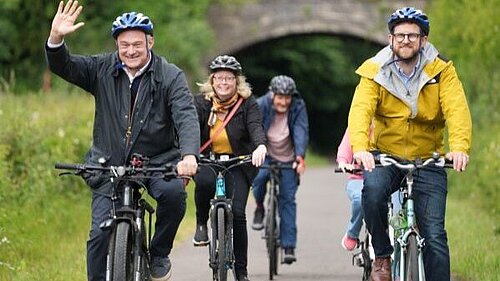 Freddie and Ed Davey on the Phoenix Trail in Thame during his visit
