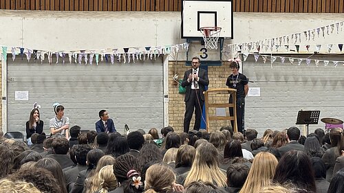 Freddie speaking to pupils at Wheatley Park School